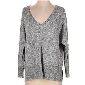 Korye  gray oversized v-neck oversized lightweight sweater size medium